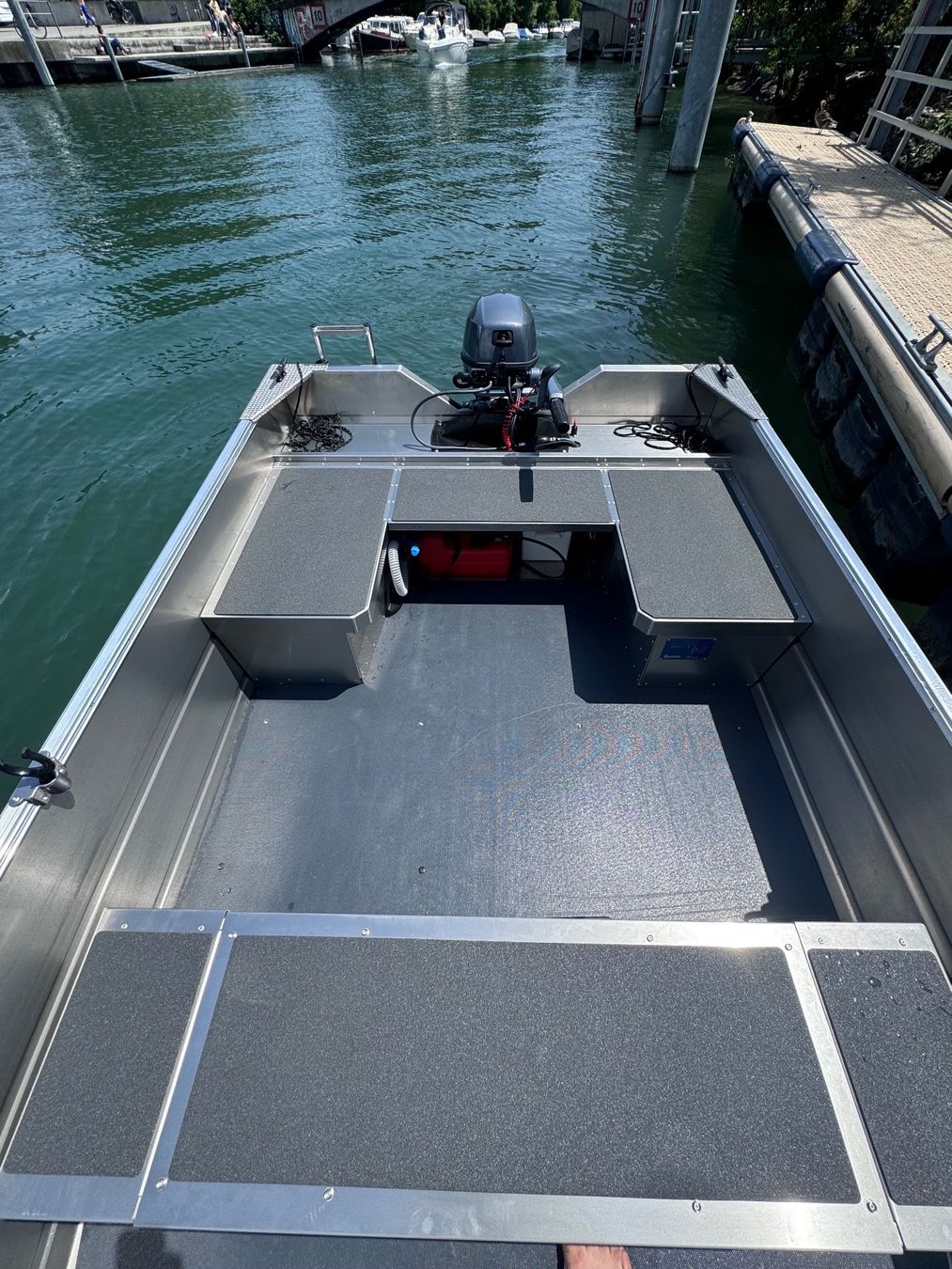 Buster Barche: Buster XS Fischerboot aus Aluminium – Nuovo (secondo la descrizione) da Biel/Bienne venduto da BootszentrumBiel 4