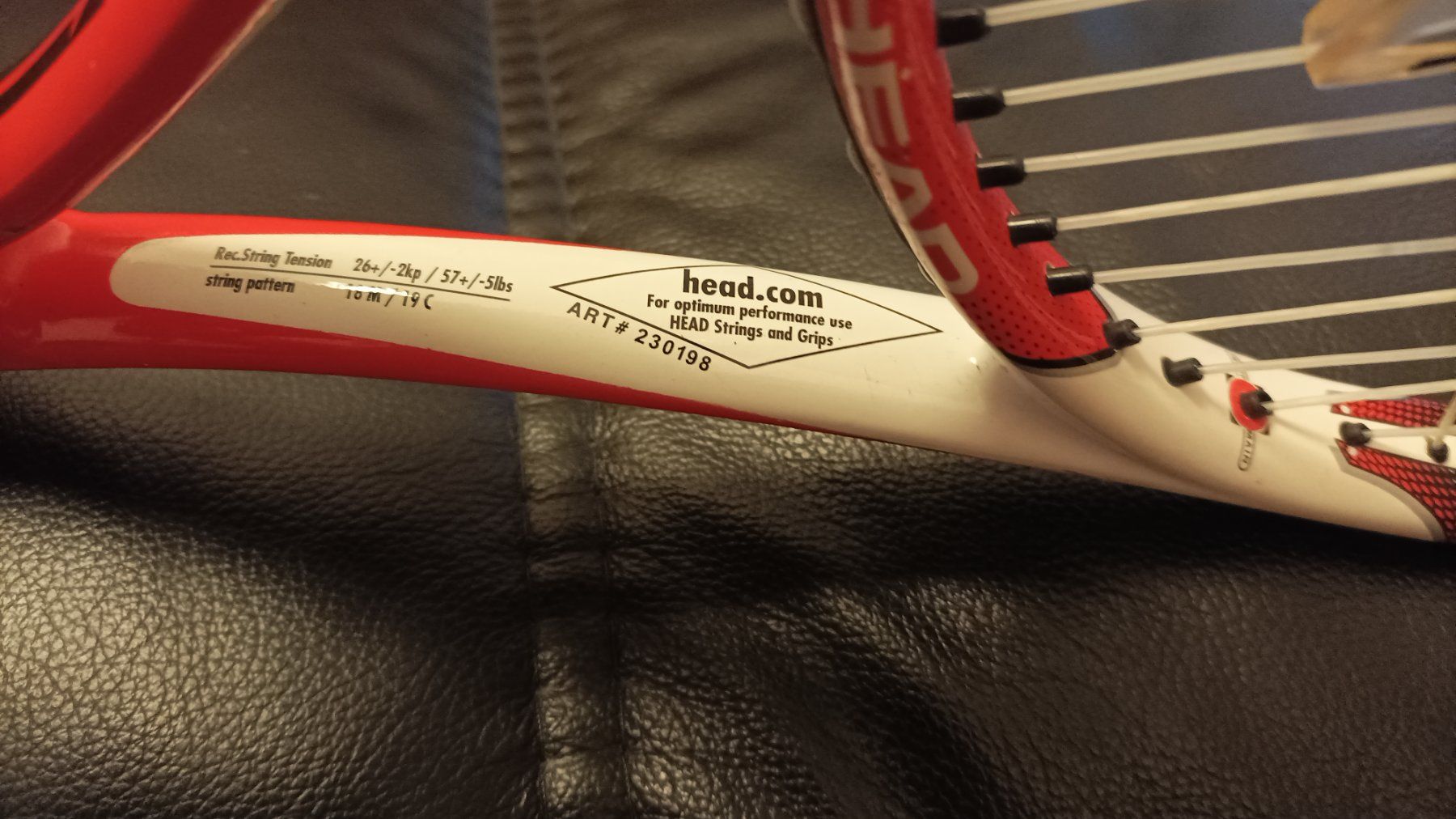 Head Racchette: Head Radical Junior Tennisschläger mit Hülle, – Usato da Binningen venduto da ire_7t9y 4
