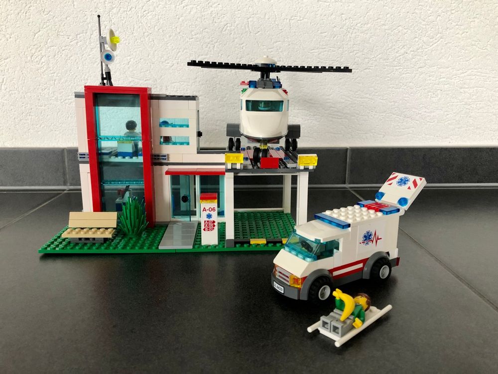 Lego Giocattoli: Lego City Helikopter Rettungsbasis Nr. 4429 – Usato da Ettingen venduto da kleeblatt27 1