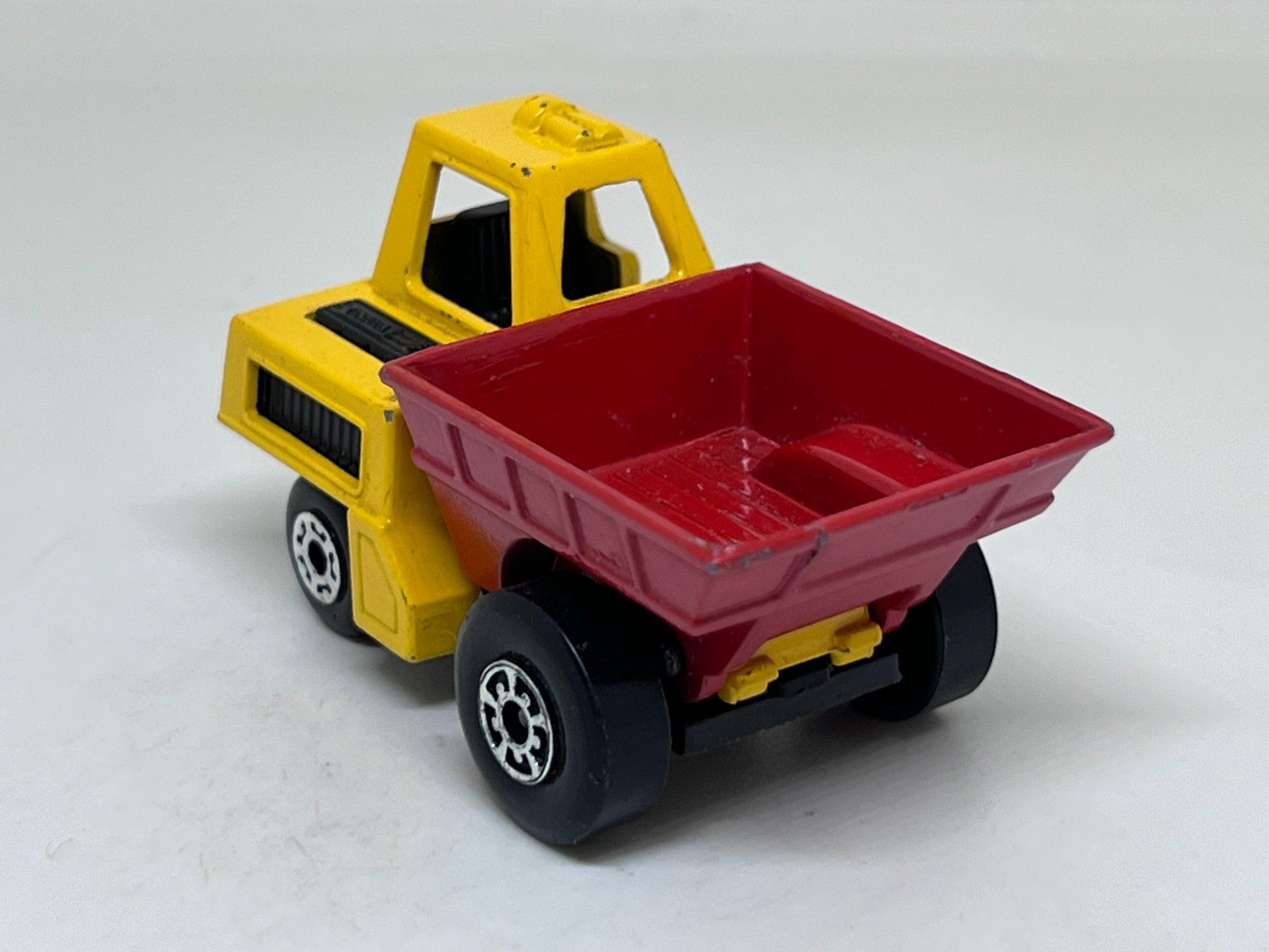 Matchbox Modellautos: Matchbox Site Dumper #390 – Gebraucht aus Wildegg von LaaBoutique 2