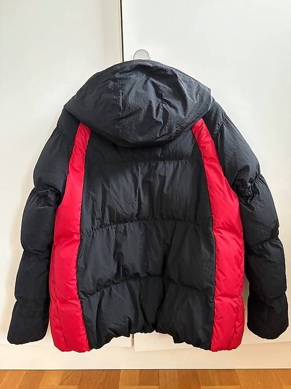 Jordan Giacche & Cappotti: Veste garçon Jordan taille S 150-170 cm – Usato da Lausanne venduto da markidou 2