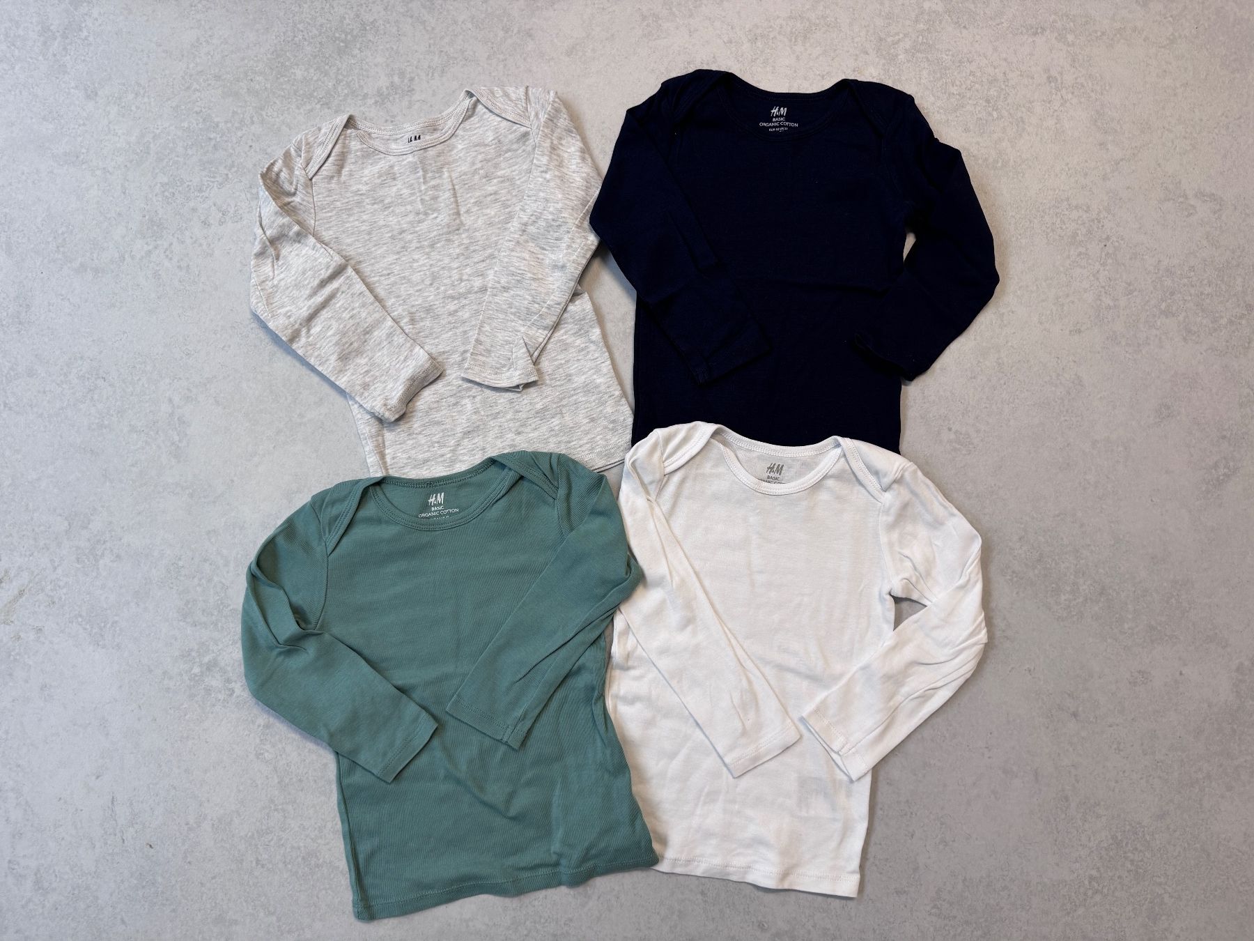 H&M Lotti & Set di vestiti: Langarm Oberteile Gr. 92 – Usato da Bonaduz venduto da lut_6rts