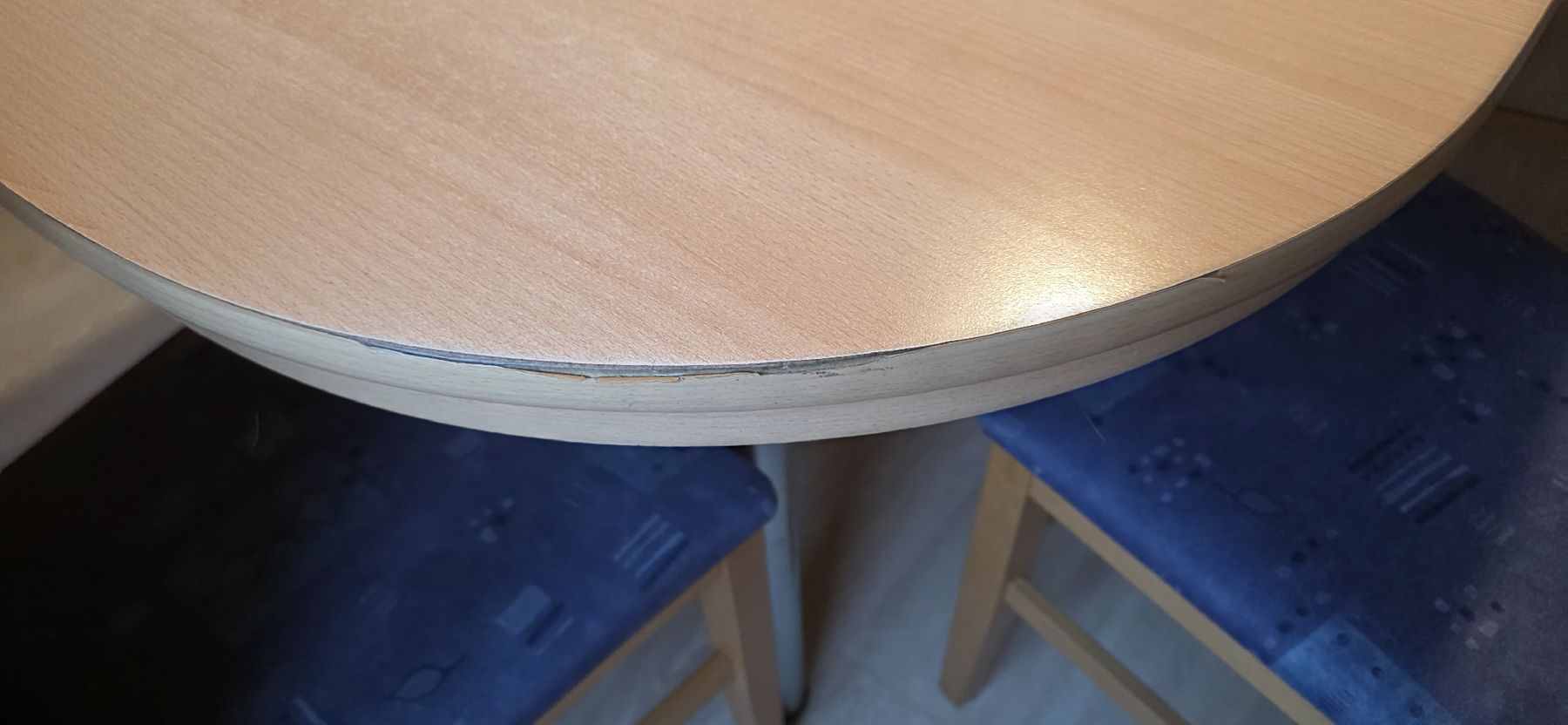 Tables: Tisch und 6 Stühle – D'occasion à Menznau par Marfeld 1