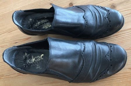 Bottines RIEKER noires, élégantes, T 40