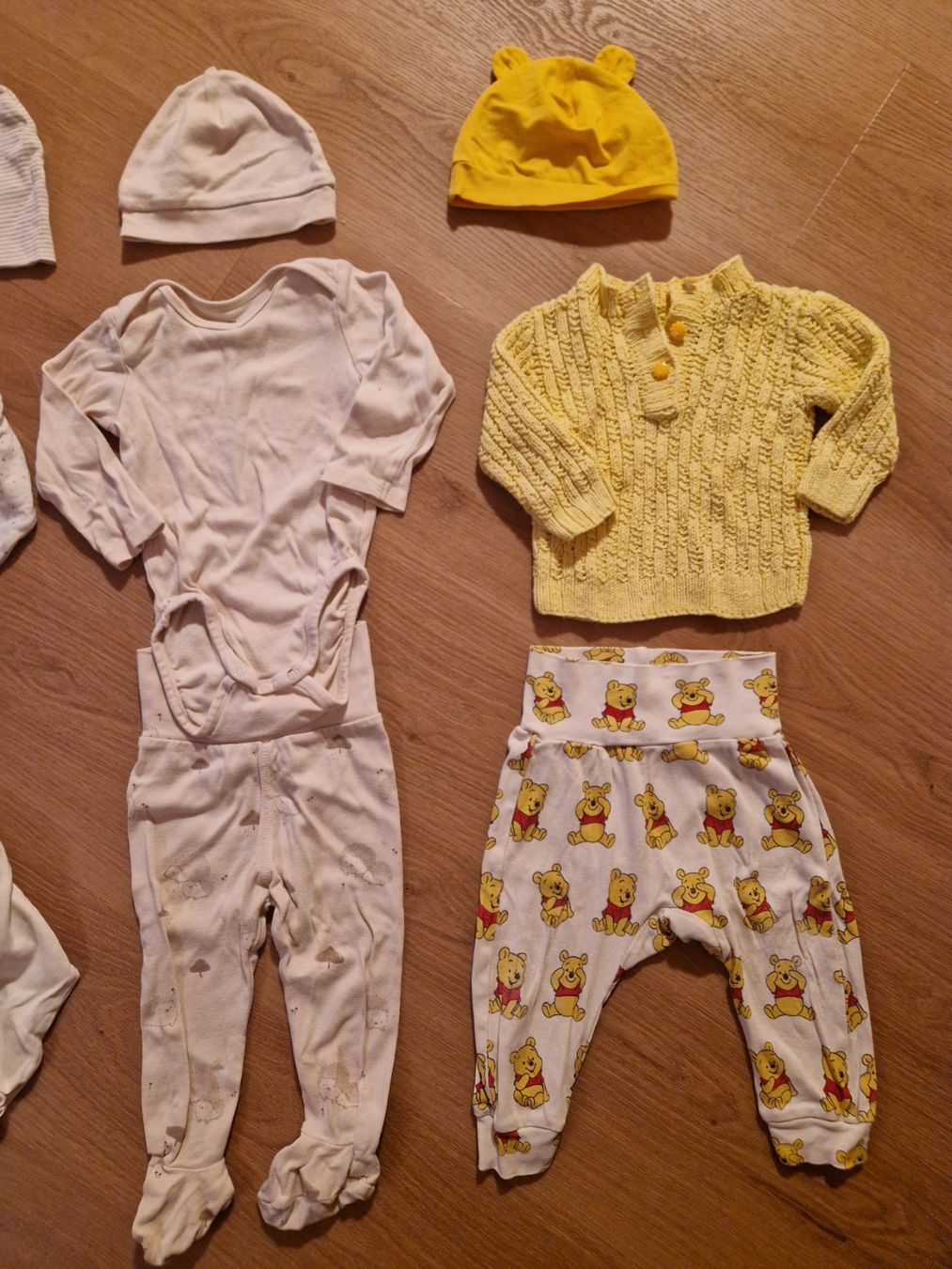 H&M Lotti & Set di vestiti: Kleiderpaket, mit 2 Sets, Käppli in Grösse 74 – Usato da Dreien venduto da vaniih93 2