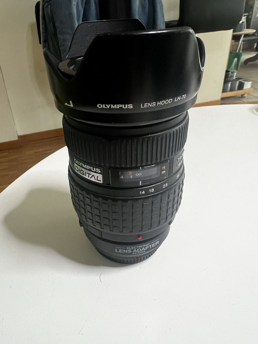 Olympus Obiettivi: Olympus Zuiko 14/54mm 2.8/3.5 – Usato da Petit-Lancy venduto da Ri.Ga.Sa