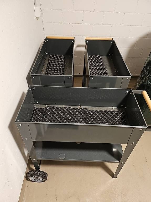 Vasi per fiori: 3 Hochbeete – Usato da Bottighofen venduto da bottighofer 1