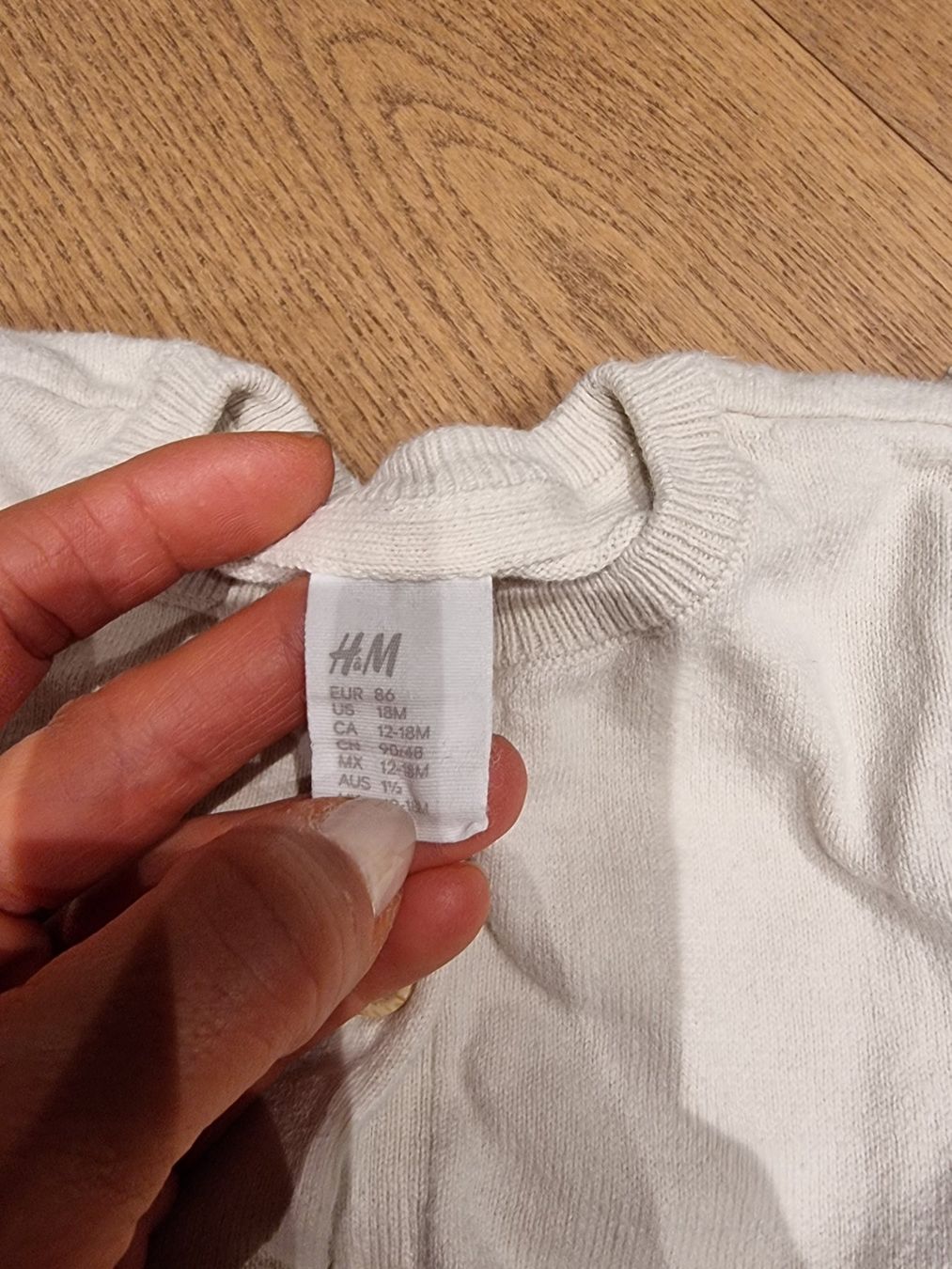 H&M Giacche & Cappotti: H&M Strickjacke, 86 – Usato da Buttikon SZ venduto da Limo180 2