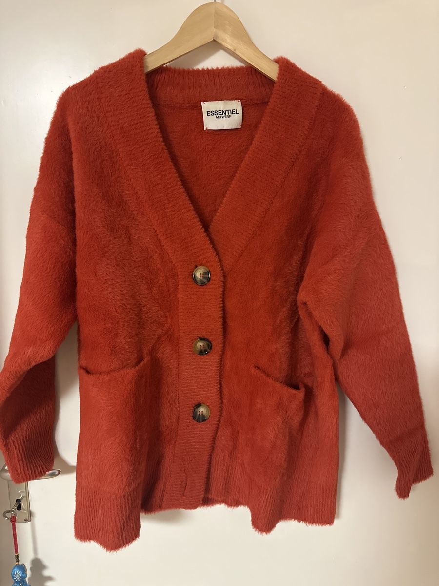 Essentiel Antwerp Giacche: Essentiel Antwerp, Strickjacke, Grösse M – Usato da Pfaffhausen venduto da Geraldine12