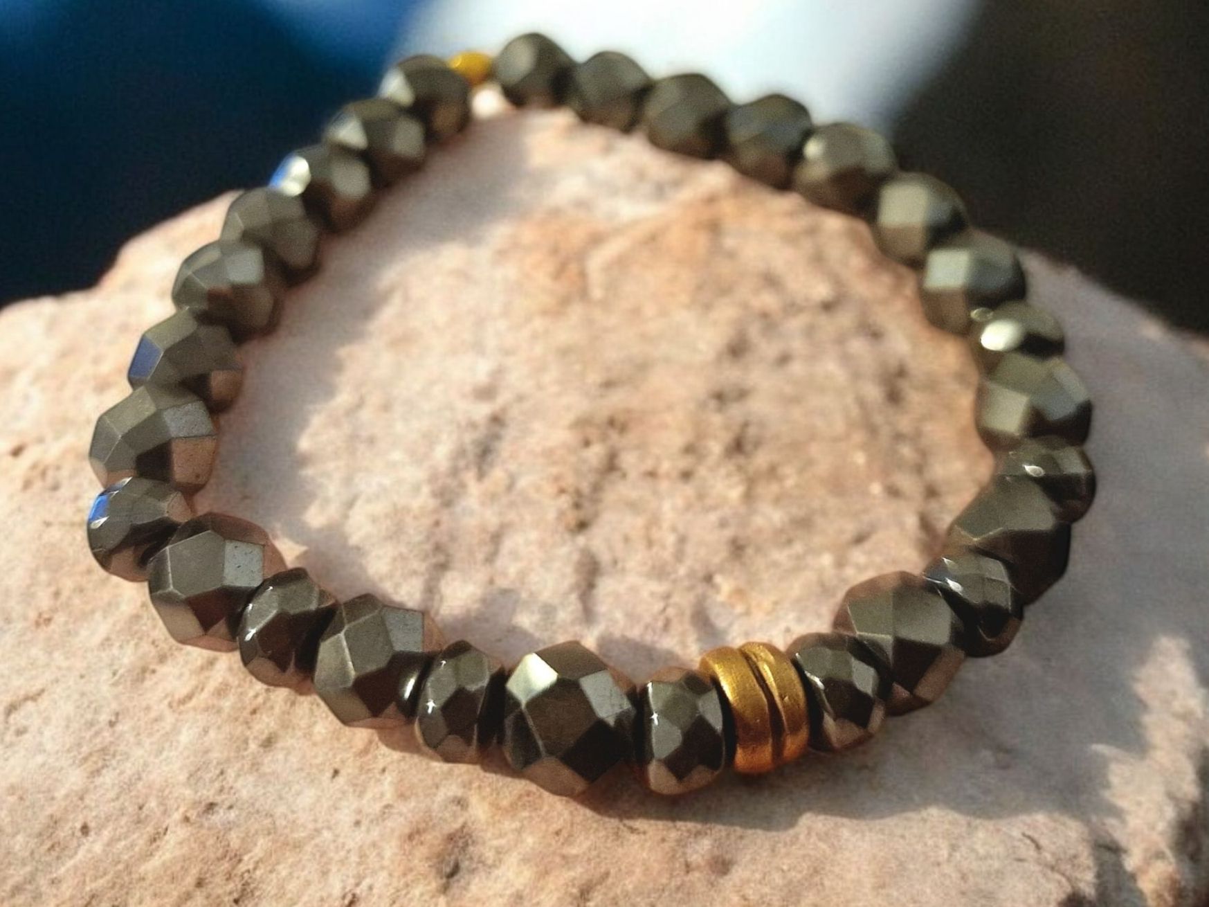 Bracciali & Braccialetti: Funkelndes Armband Hämatit & Bronze – Nuovo e nell'imballaggio originale da Aarau venduto da Schmuckhoehle_MD 4