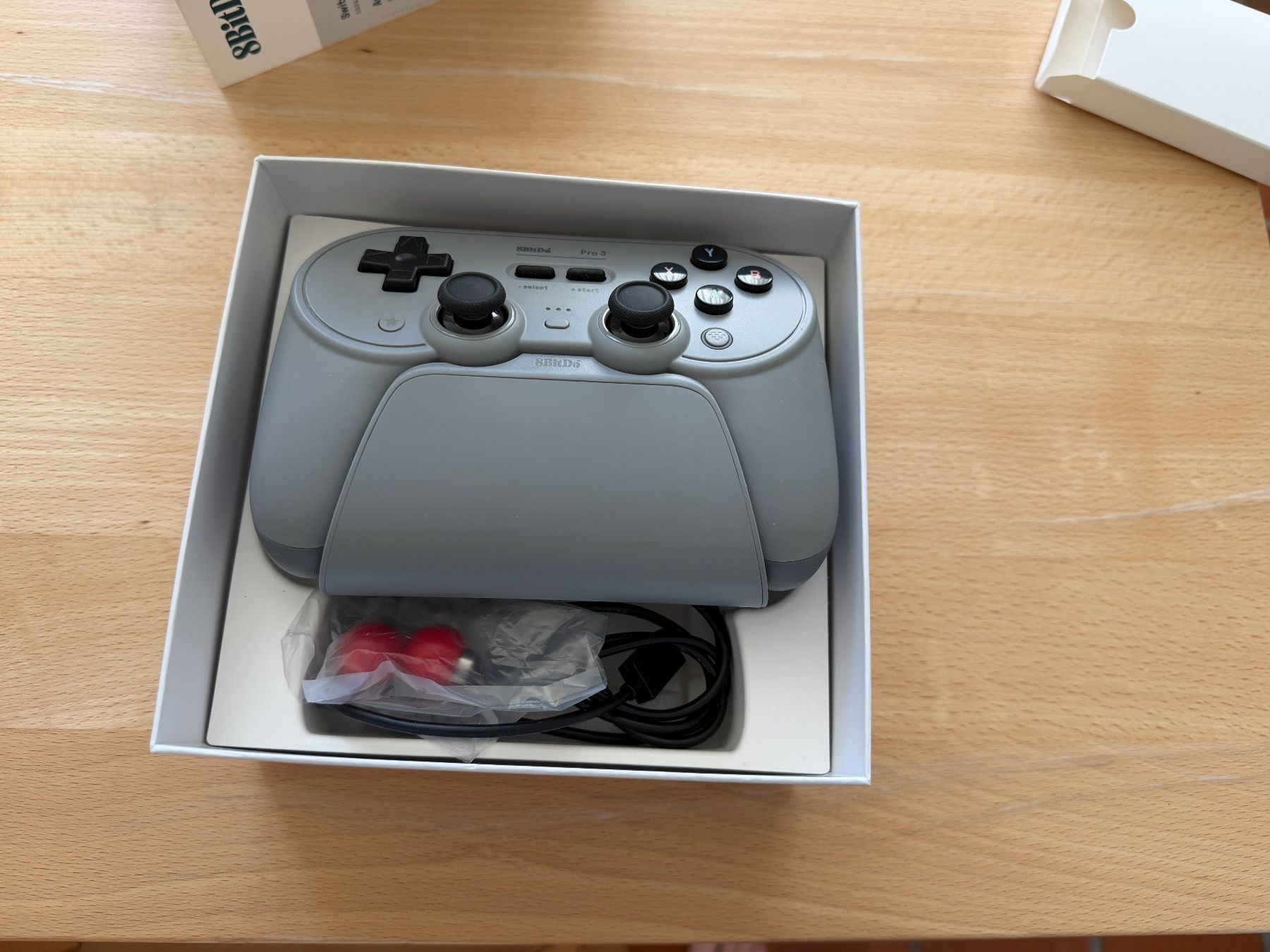 8BitDO Controller: 8Bitdo Pro 3 Bluetooth Controller – Gebraucht aus Zug von mwb27 6