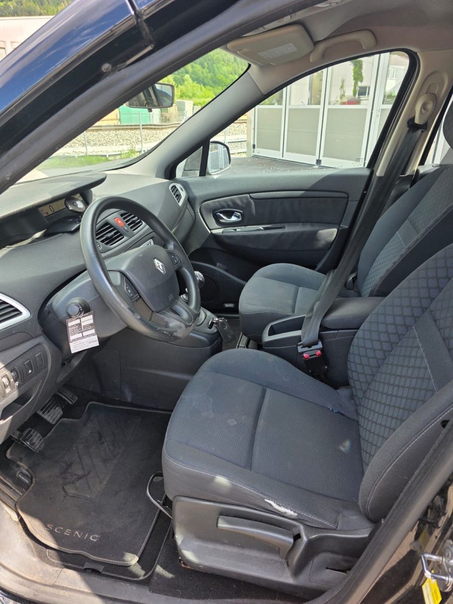 Renault Automobili: Ranault Senic 1.5 Dci – Usato da Domat Ems venduto da qen_7mfm 8