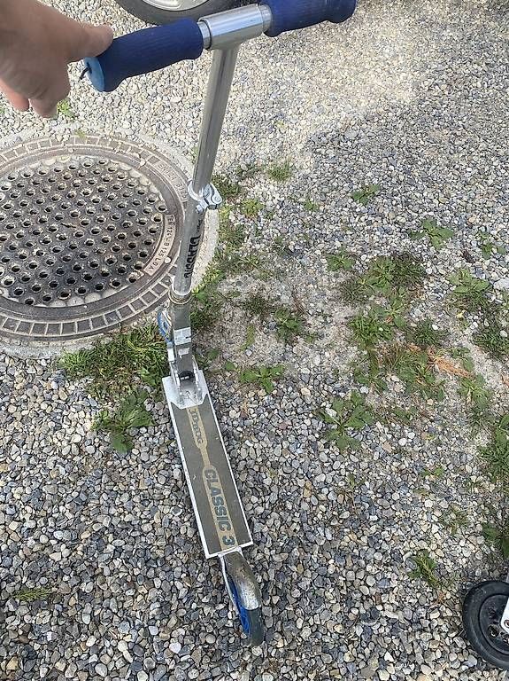 Kickboard: Gebrauchtes Kickboard – Usato da Bauma venduto da iri_xp7n 1