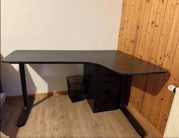 Ikea Eckschreibtisch/Eckpult schwarz neuwertig