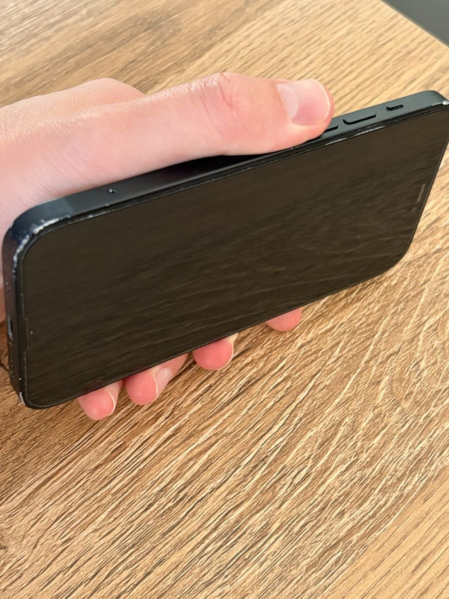 Apple Handys / Smartphones: iPhone 12 128GB black – Gebraucht aus Aarau von micoud 3