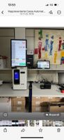 Cassa automatica per pagamenti in contanti con resto e banco