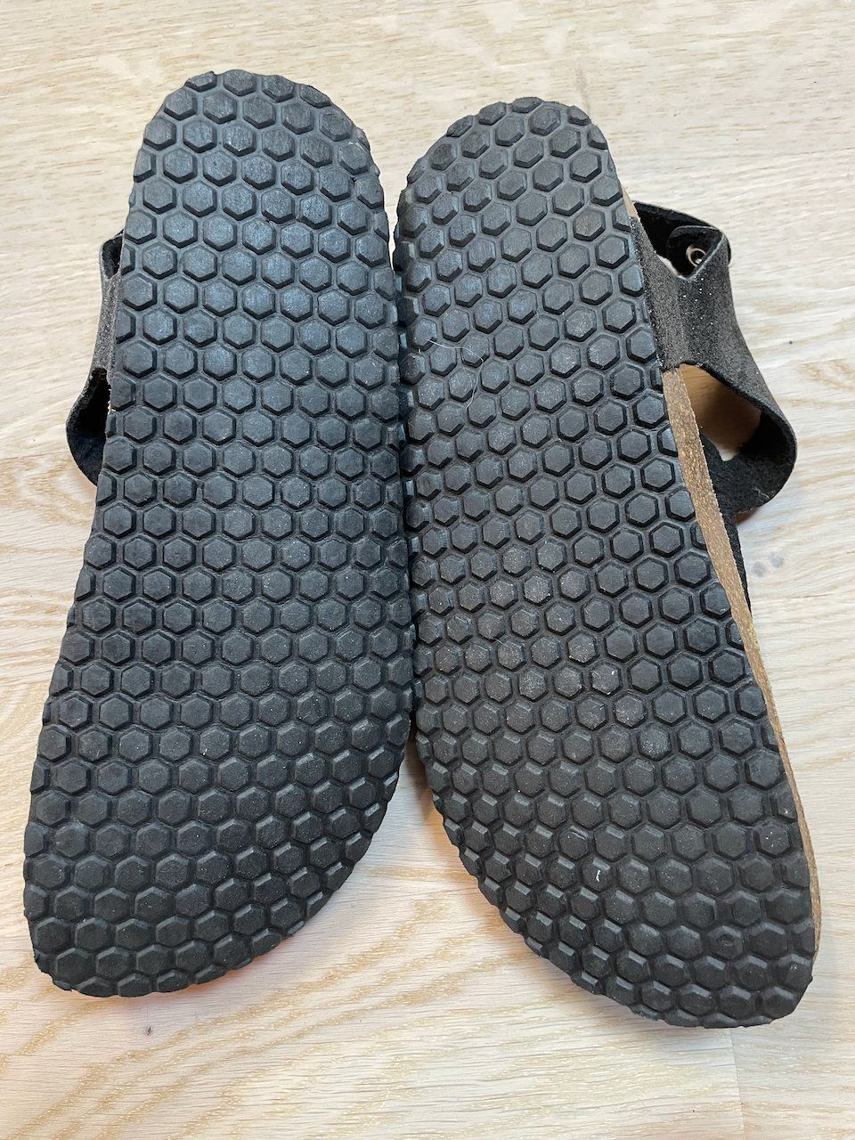 Friboo Scarpe per ragazzi: FRIBOO Sandalen Grösse 35 – Usato da Zürich venduto da 0parker0 2