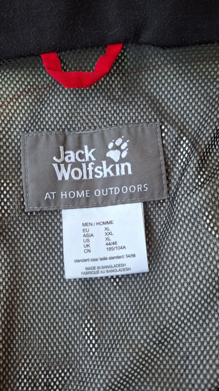 Jack Wolfskin Giacche: XL Jack Wolfskin Regenjacke rot – Usato da Zürich venduto da witike 2