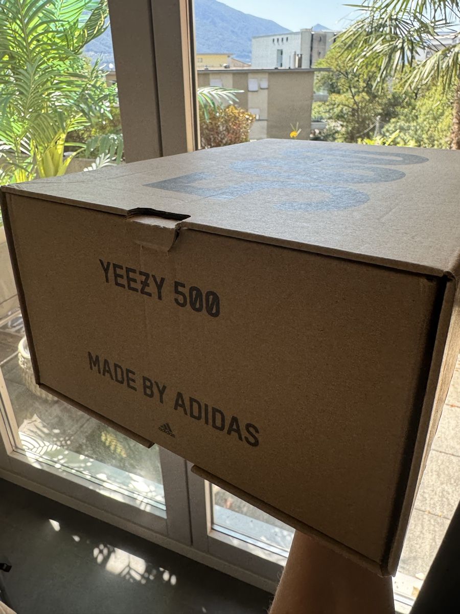 Adidas Scarpe da donna: YEEZY 500 – Usato da Minusio venduto da Betbee15 3