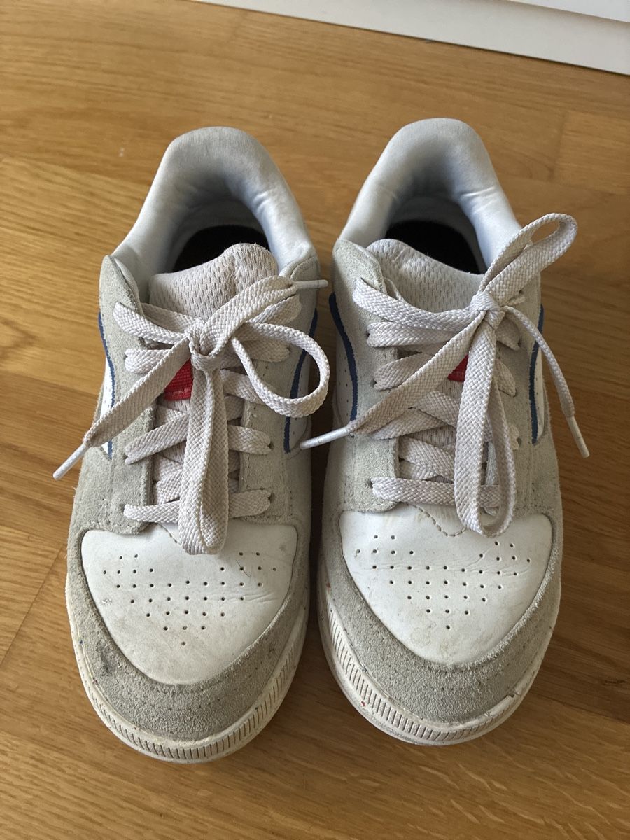 Scarpe per ragazzi: Sneakers Jungen – Usato da Basel venduto da Pardesi84