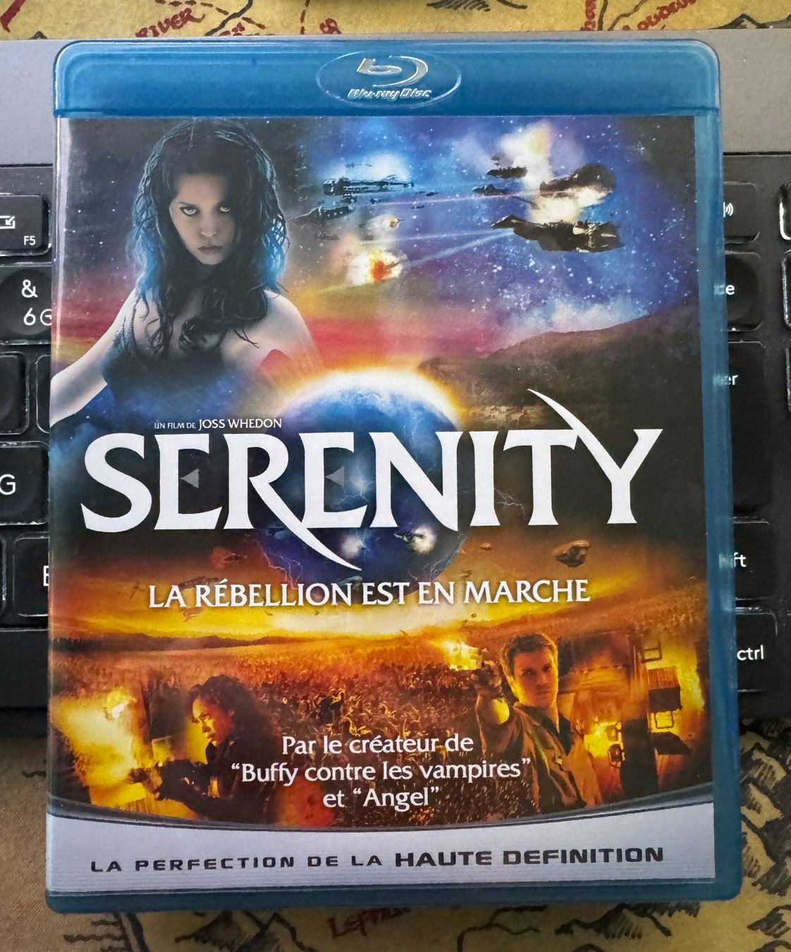 Tous les DVDs: Serenity (2005) - Blu-ray – D'occasion à Semsales par __Florian__ 1