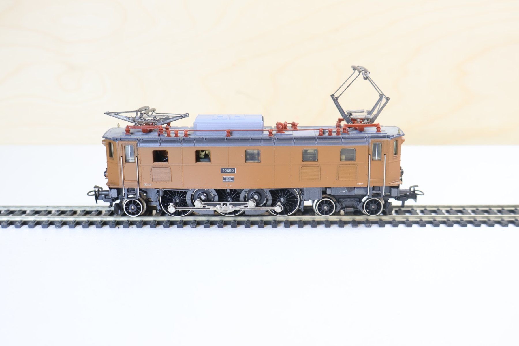 Märklin Modelleisenbahnen: Märklin SBB E-Lok Ae 3/6 - 3151 - H0 – Gebraucht aus Winterthur von Monstera 1