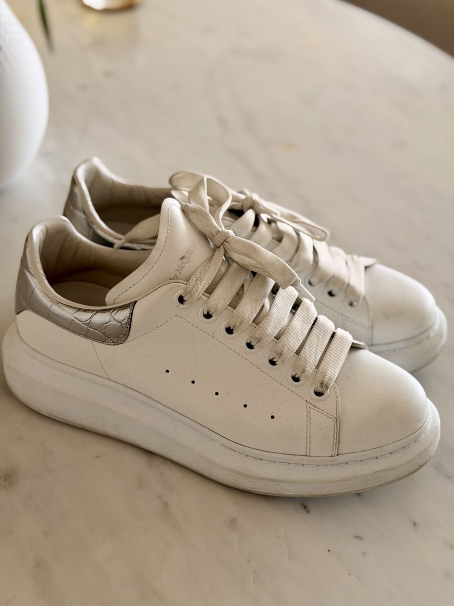 Scarpe da uomo: Alexander McQueen Sneaker, Weiss mit Silber, Grösse 41 – Usato da Baar venduto da msa_57ly