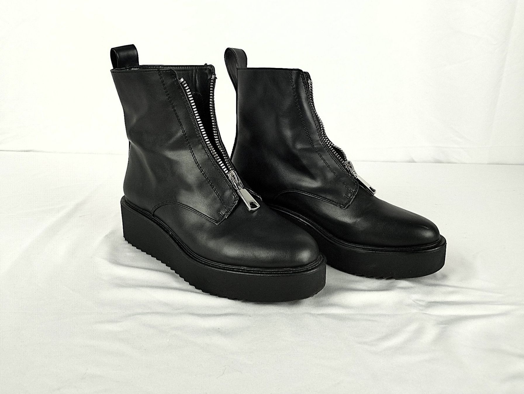 H&M Scarpe da donna: H&M Schuhe schwarz Gr.37 – Usato da Schübelbach venduto da Restwert_Schubelbach 4