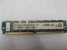 Barrette RAM Vintage 32 Mo SIMM 72-pin Jumptec UMM32ESIM1