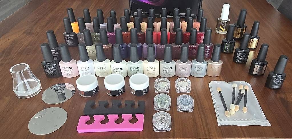 Nagellack: CND Shellac-Set 60 Teilig inkl. CND UV-LED-Lampe – Gebraucht aus Seon von LaZZo 3
