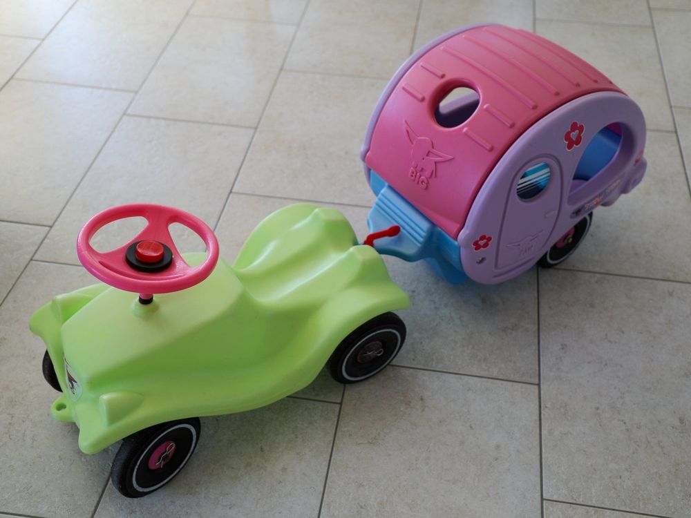 Bobby Car Wohnwagen