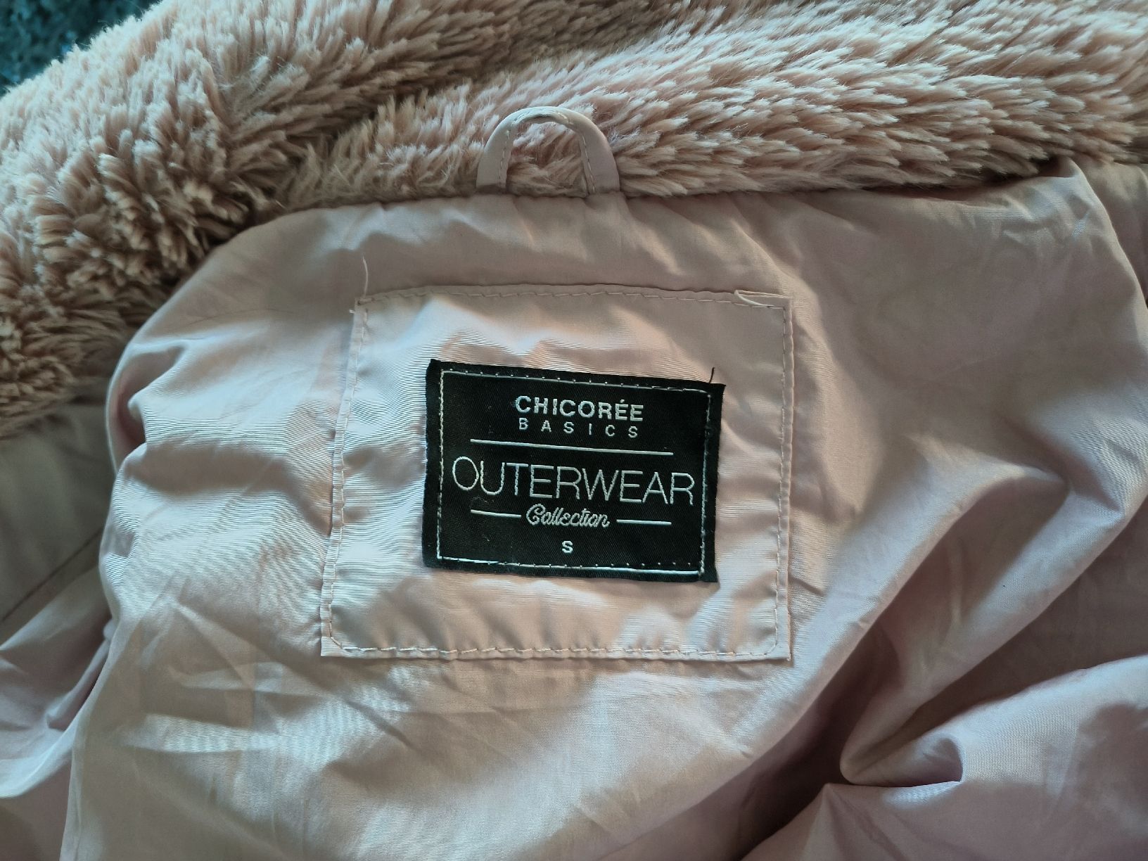 Vestes: Chicorée Übergangsjacke Gr. S, rosa, Teddyfutter Kapuze – D'occasion à Biel/Bienne par No62 8
