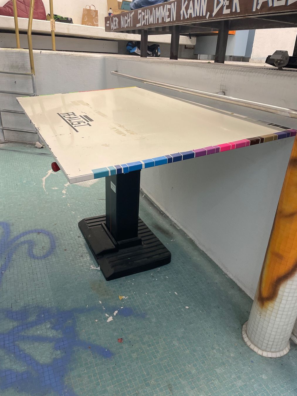 Schreibtische: verstellbarer Arbeitstisch – Gebraucht aus Luzern von maurus04