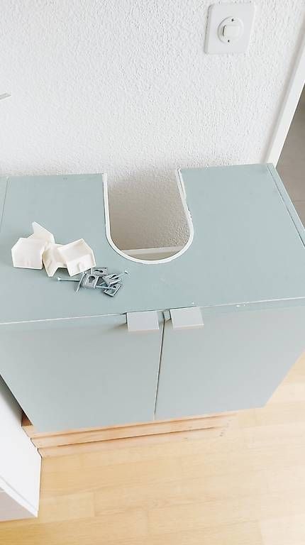 Ikea Installations & Meubles: Lavabounterschrank, schwebend – D'occasion à Zug par Marisa0304