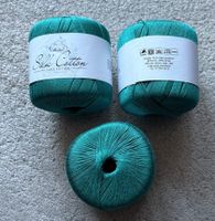 6 Knäuel, 300 Gramm feines grünes Seidenmischgarn