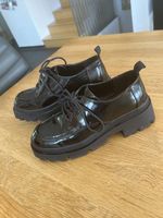 Derbies plateforme Even&Odd noires vernies 39