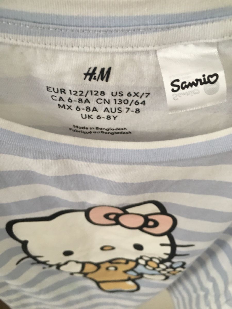 H&M Camicette, T-shirt & Top: T-shirt Hello Kitty H&M rayé, taille 122/128 – Nuovo (secondo la descrizione) da Lausanne venduto da mik_l5py 1