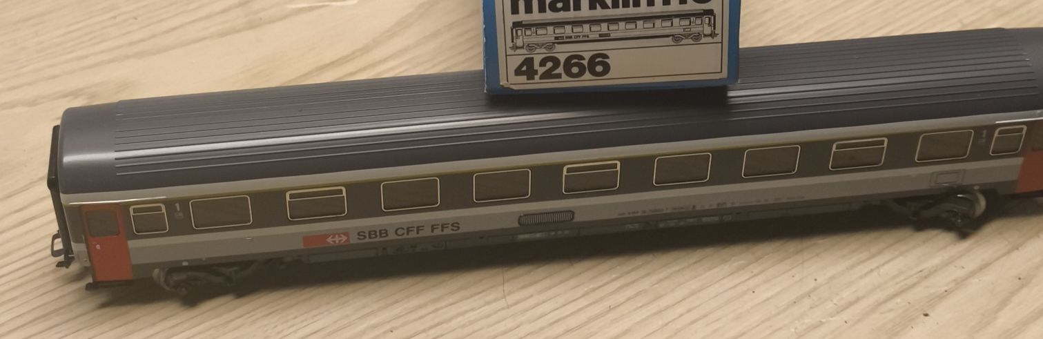 Märklin Modellini di ferrovie: Märklin 4266 SBB Personenwagen  – Usato da Herzogenbuchsee venduto da ioa_zcm6
