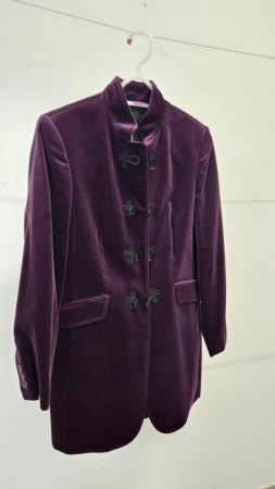 Longblazer im edlen Trachtenlook, violetter Samt