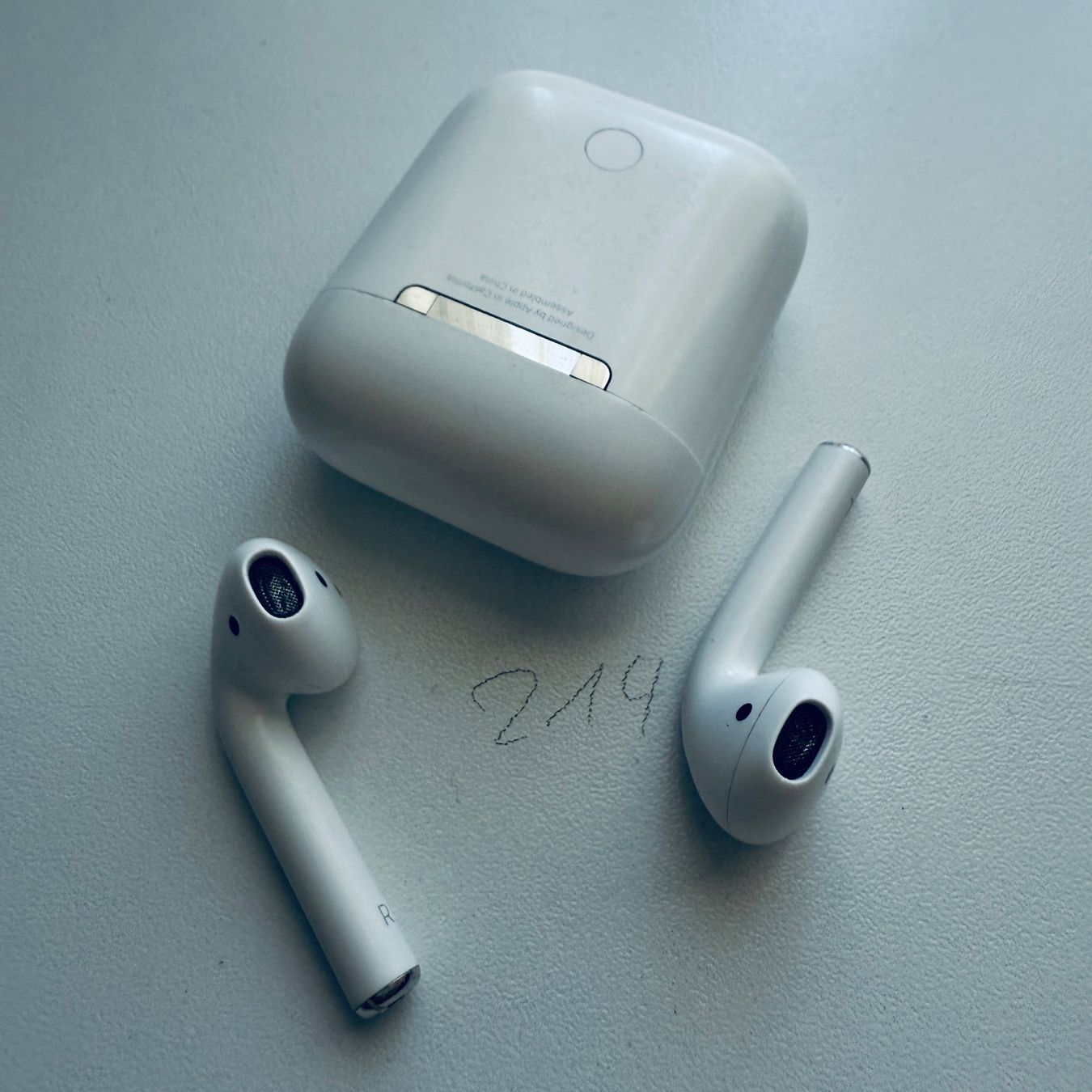 Apple Cuffie: Original Apple AirPods 2 Gen. Wireless Kopfhörer & Case – Usato da Basel venduto da MY.AIRPODS.SHOP 6