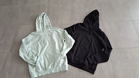 2 Hoddies im Set Gr. S schwarz & mint