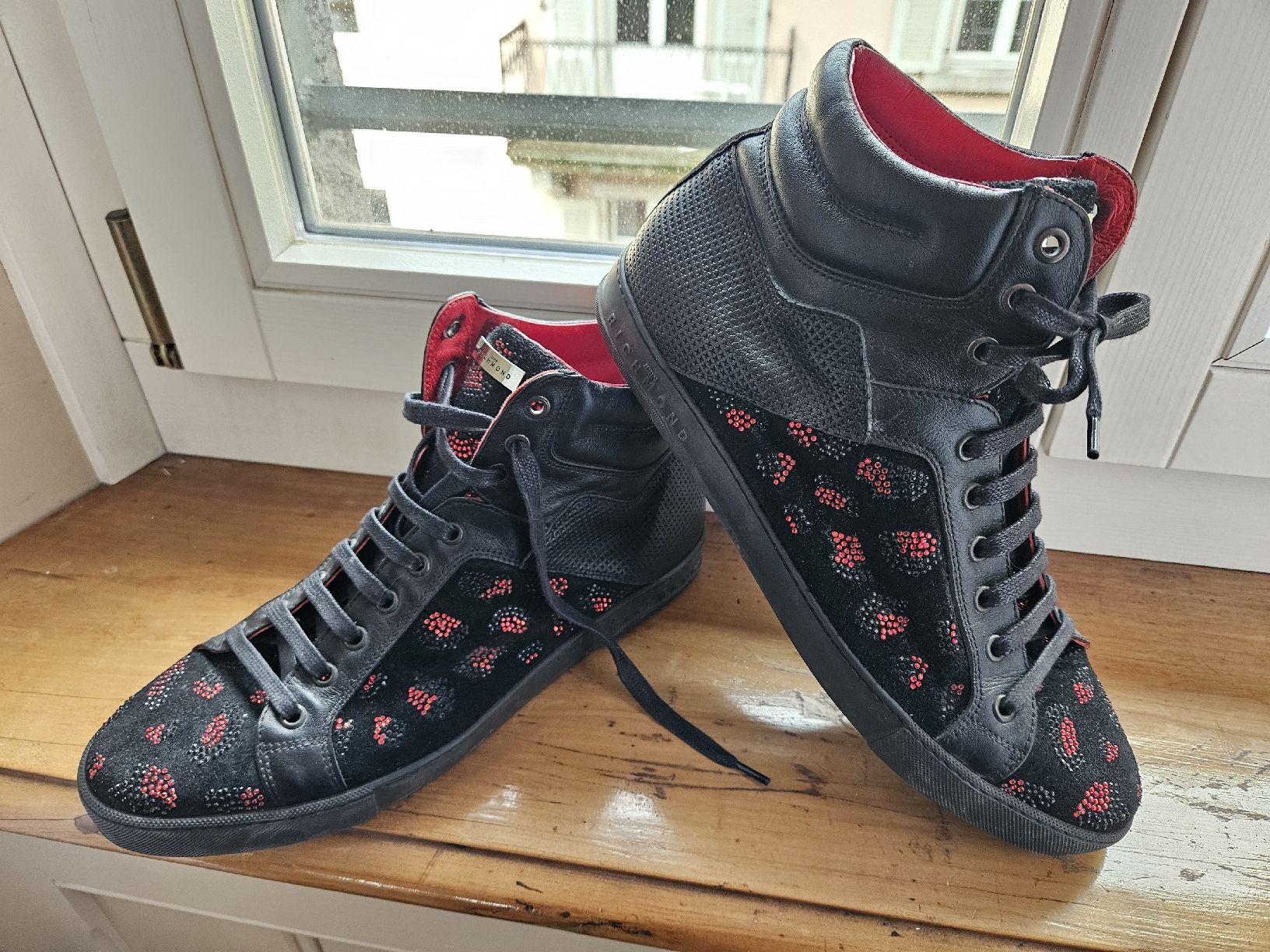 Herrenschuhe: John Richmond 43 special edition – Gebraucht aus Wengen von Neilowietsky