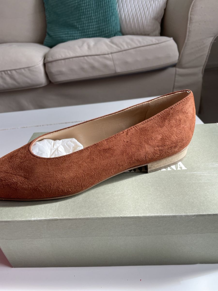 Scarpe da donna: Chaussure neuve en cuir point. 37 – Nuovo e nell'imballaggio originale da Les Avanchets venduto da Michellinette 2