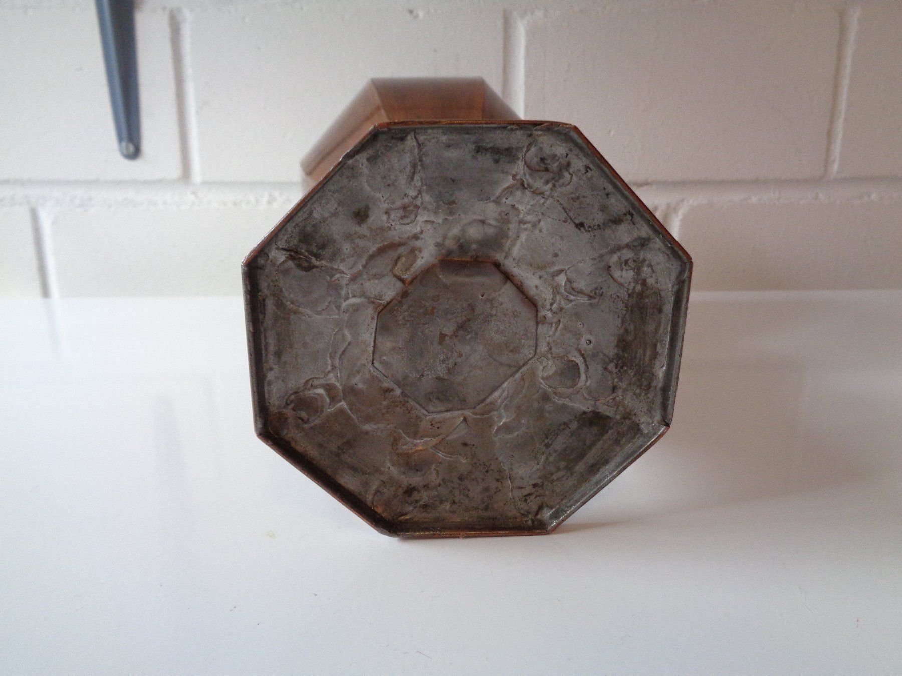 Vasi & Recipienti: Kupfer-Vase, CH-Handarbeit von 1953 – Usato da Wiesendangen venduto da Gullfoss 5