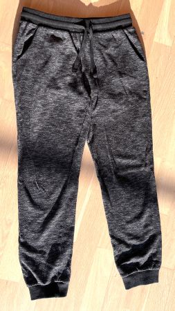 Trainingshose, grau-meliert, Gr. 146 / 152