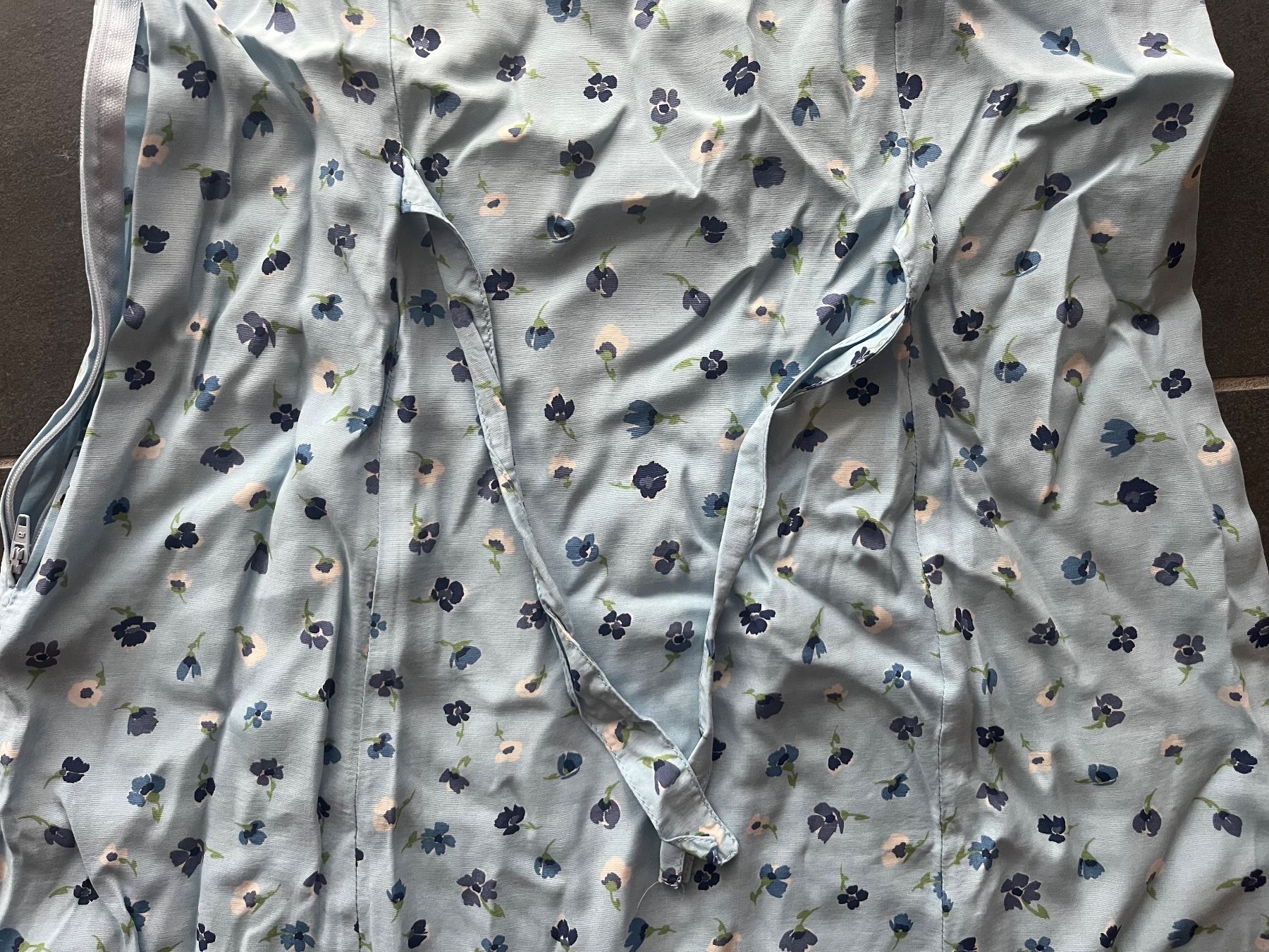 Robes: Hellblaues Sommerkleid mit Blumen - Trend Collection – Neuf (Voir description) à Wallenried par nfe_2xn6 3