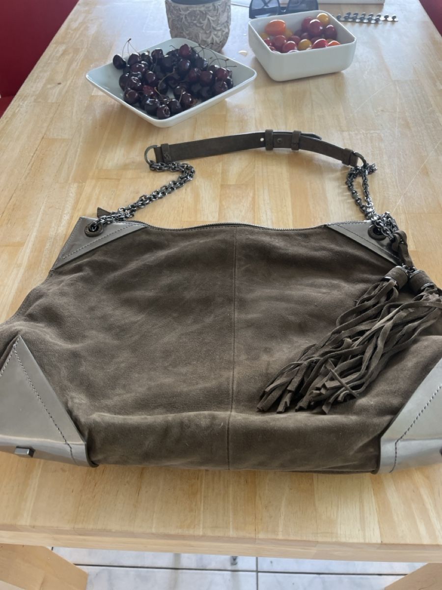 Taschen für Damen: Damentasche – Neu und originalverpackt aus Berikon von bog_57z8