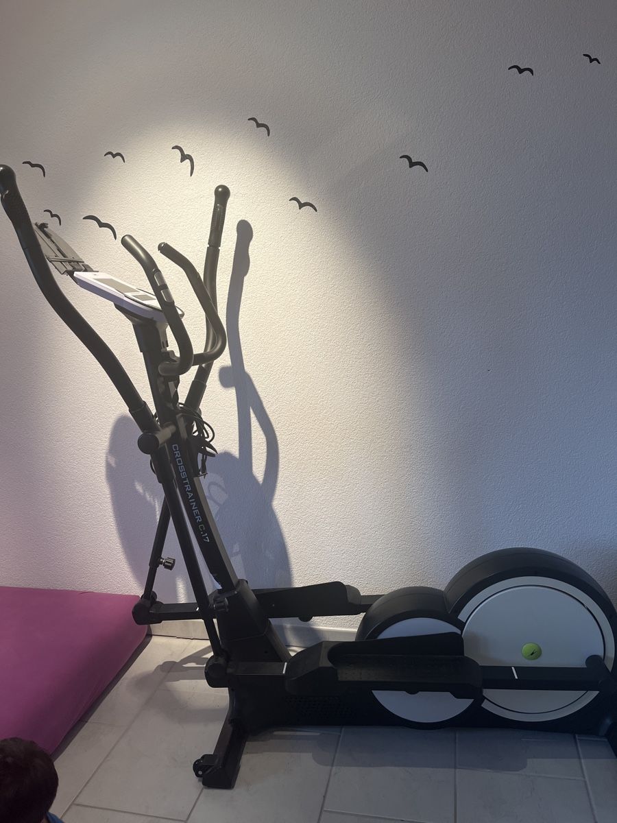 Hometrainer: FIT mit dem Crosstrainer – Gebraucht aus Steinmaur von RosaliaT