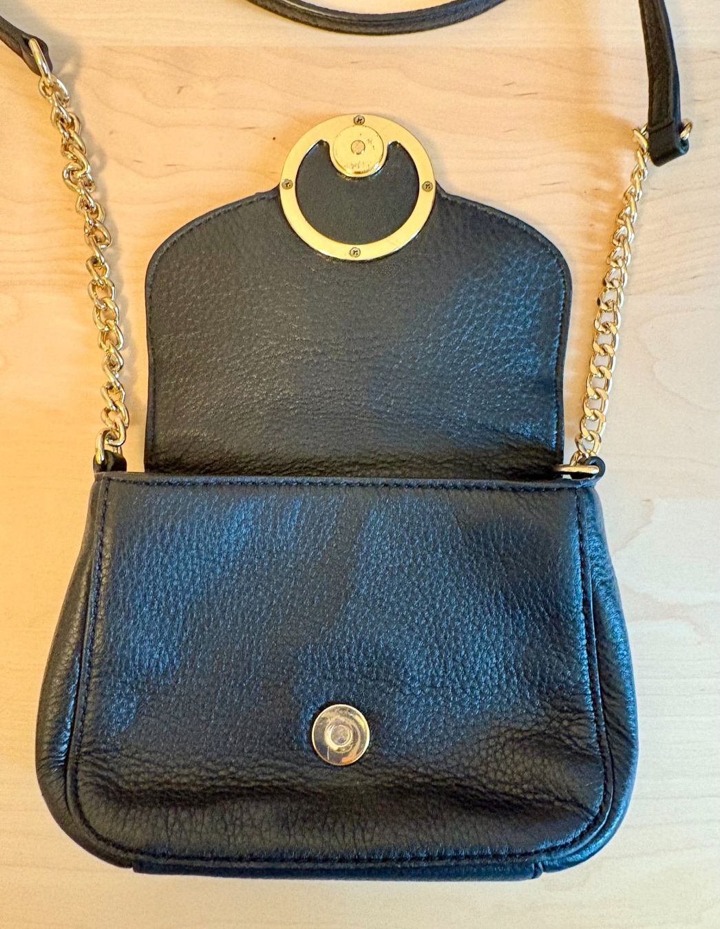 Michael Kors Borse da donna: Sac Michael Kors noir avec chaîne dorée – Usato da Coppet venduto da Nathuraly 1