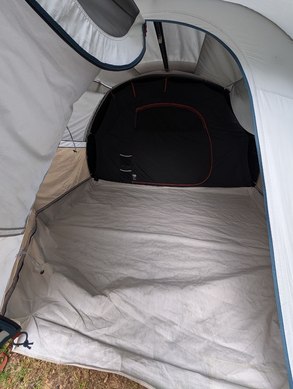 Decathlon Tende : Quechua Airseconds 4.1 fresh&black – Usato da Heiligkreuz (Mels) venduto da stolzesbuebemami 6